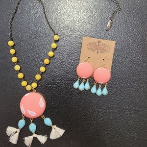 Plunder necklace and earrings - Posse set